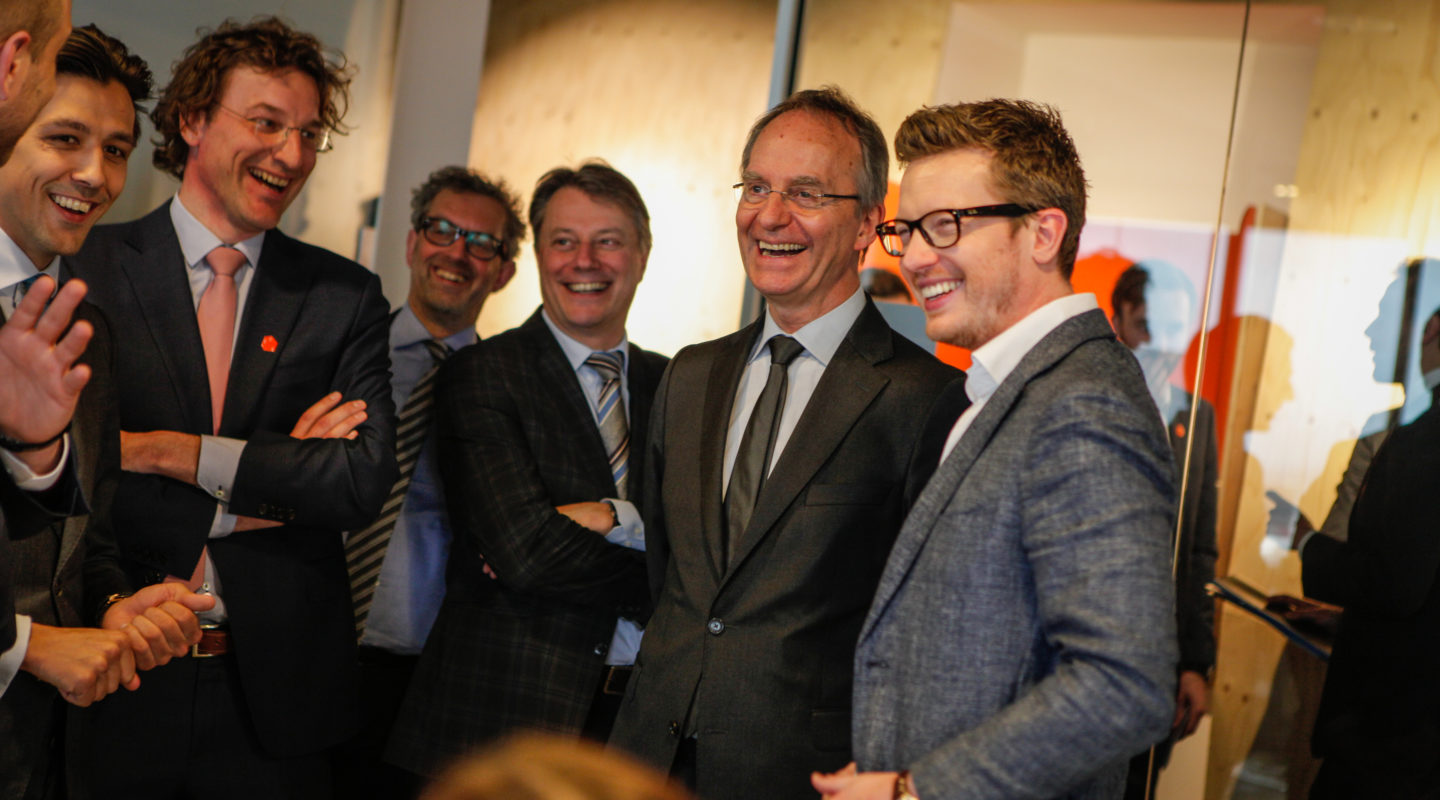 Minister Kamp ECE Campus tour Symbid